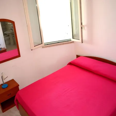 Holiday home Sabi Con Balcone Ampio Ed Abitabile A *
