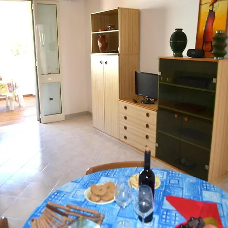 Holiday home Sabi Con Balcone Ampio Ed Abitabile A *